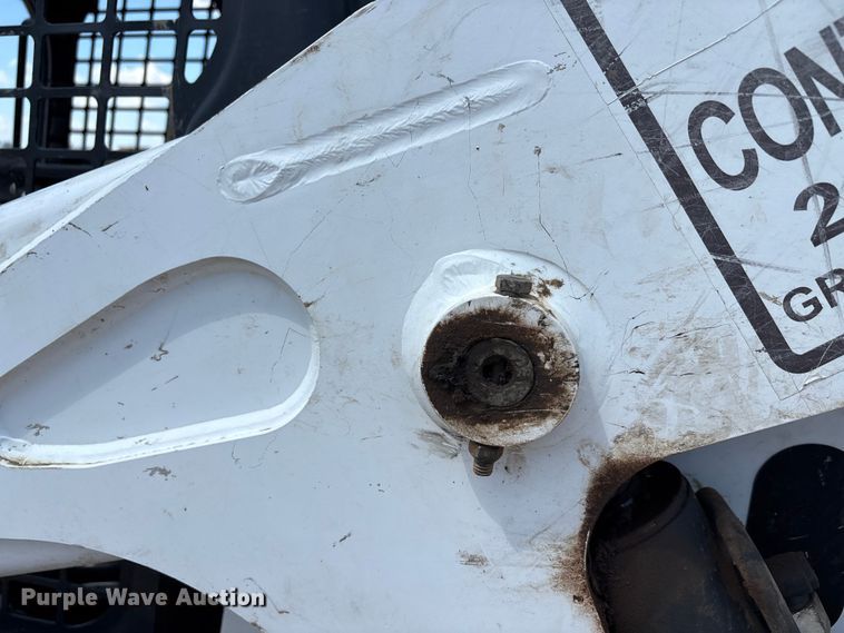 image for item EU0081 2019 Bobcat T650 tracked skid steer loader