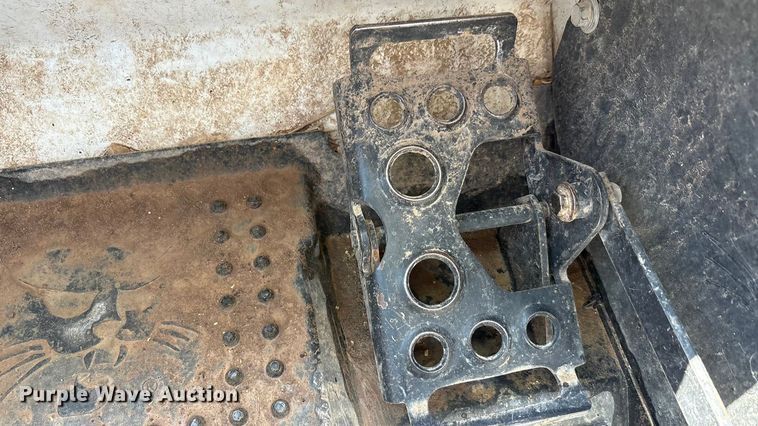 image for item EU0081 2019 Bobcat T650 tracked skid steer loader