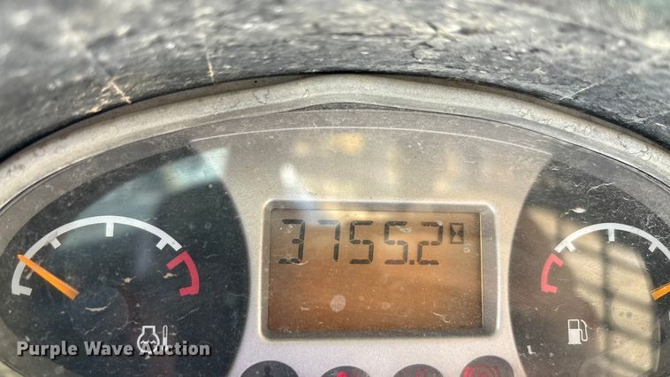 image for item EU0081 2019 Bobcat T650 tracked skid steer loader