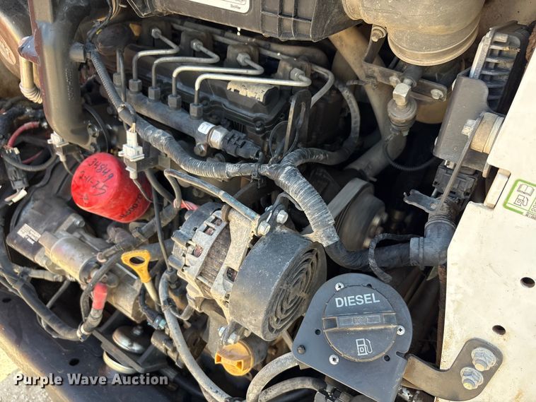 image for item EU0081 2019 Bobcat T650 tracked skid steer loader