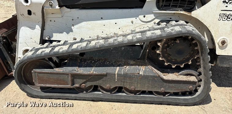 image for item EU0081 2019 Bobcat T650 tracked skid steer loader