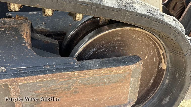 image for item EU0081 2019 Bobcat T650 tracked skid steer loader