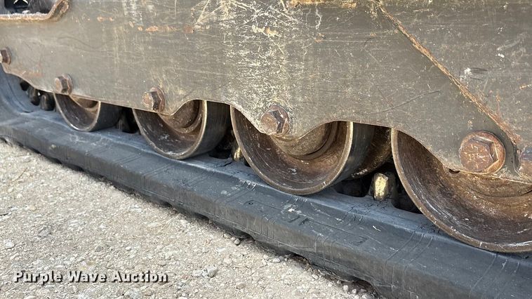 image for item EU0081 2019 Bobcat T650 tracked skid steer loader