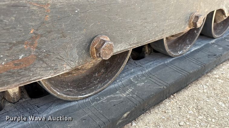 image for item EU0081 2019 Bobcat T650 tracked skid steer loader