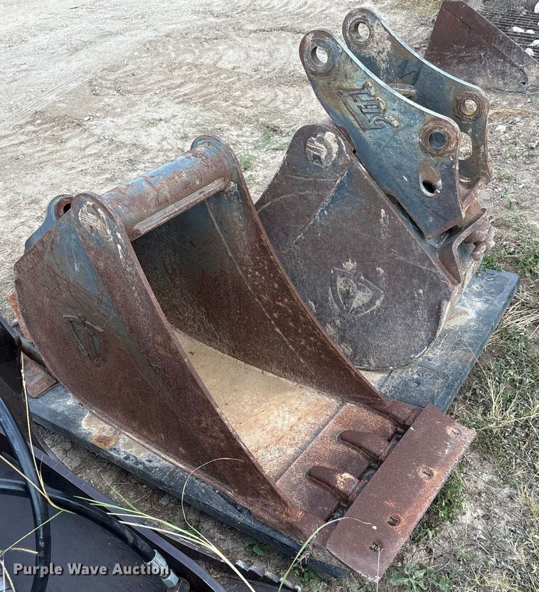 image for item EU0083 (2) excavator buckets