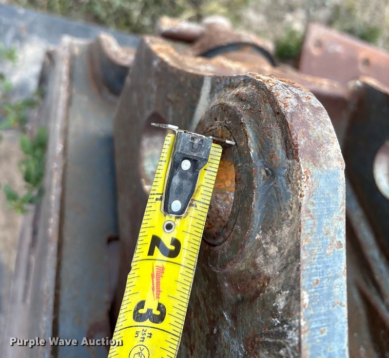 image for item EU0083 (2) excavator buckets