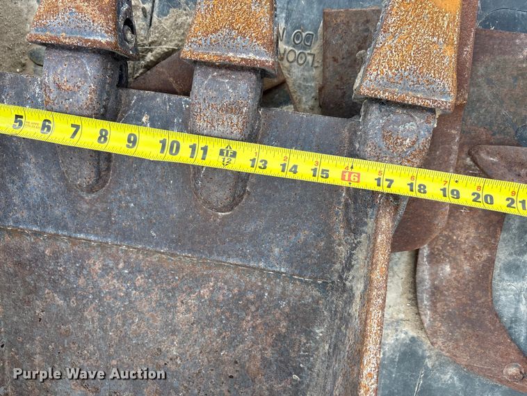 image for item EU0083 (2) excavator buckets