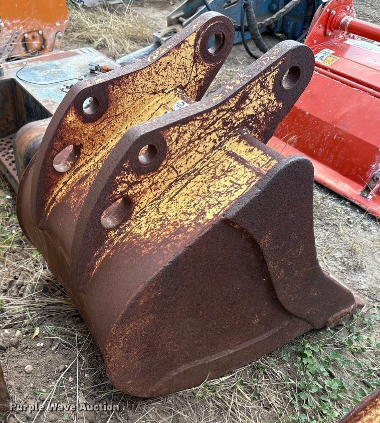image for item EU0087 2004 Woods excavator bucket