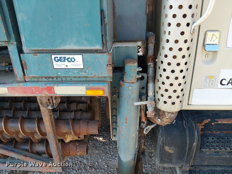 image for item EU2507 1995 International 4700 drilling rig truck