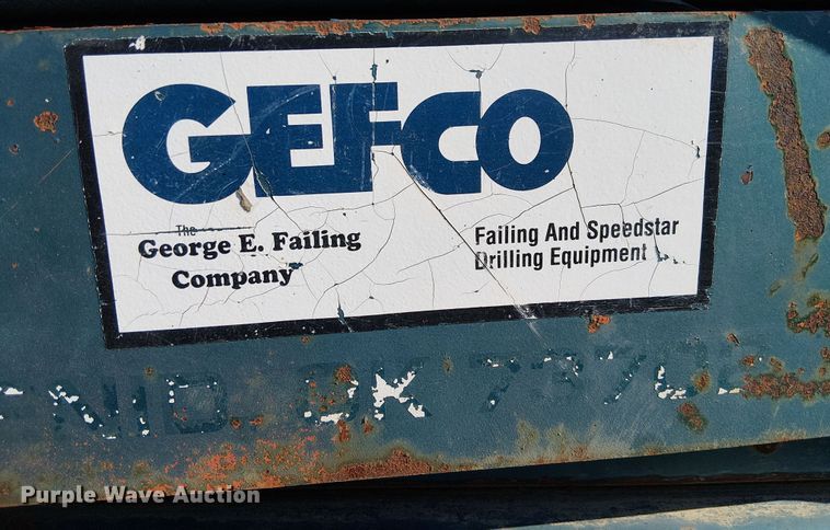 image for item EU2507 1995 International 4700 drilling rig truck