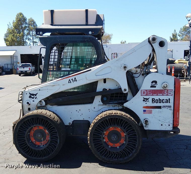image for item EU2513 2016 Bobcat S770 skid steer loader