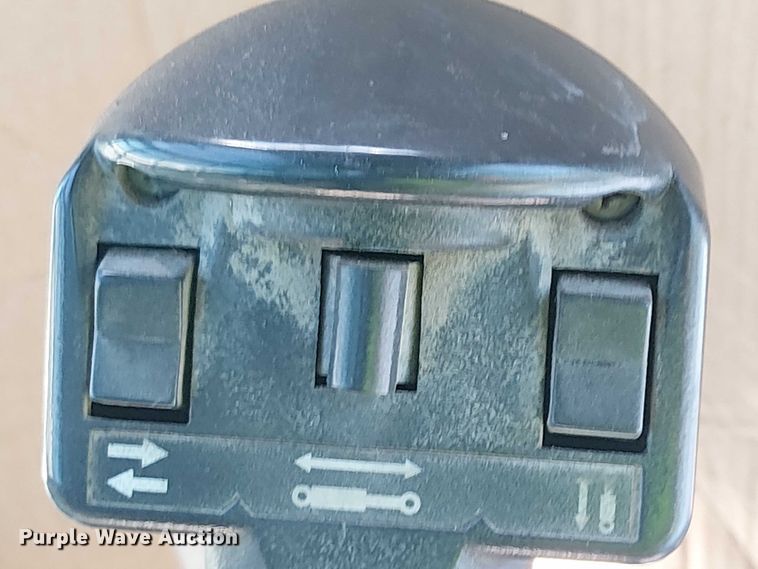 image for item EU2513 2016 Bobcat S770 skid steer loader