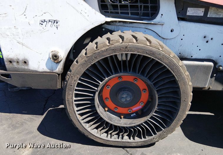 image for item EU2513 2016 Bobcat S770 skid steer loader