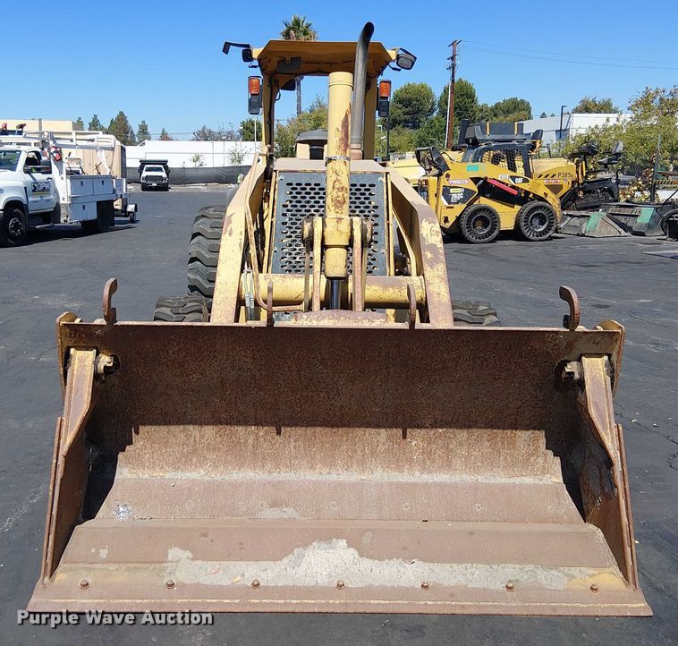 image for item EU2514 2006 John Deere 210LE landscape tractor