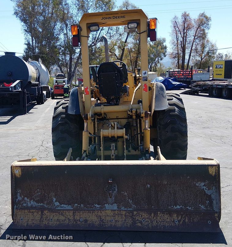 image for item EU2514 2006 John Deere 210LE landscape tractor