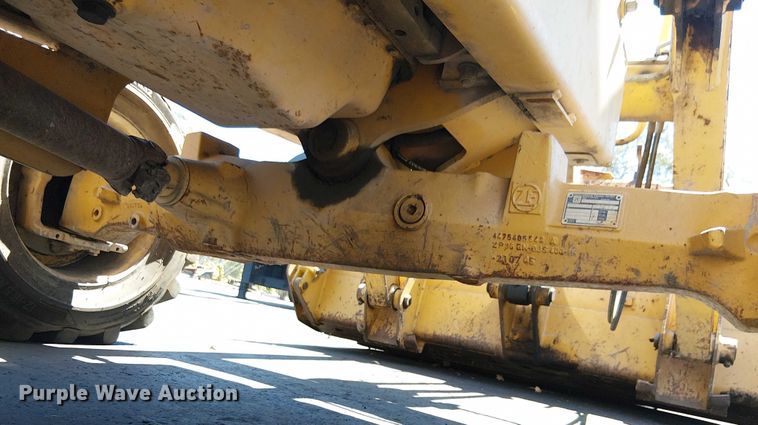 image for item EU2514 2006 John Deere 210LE landscape tractor