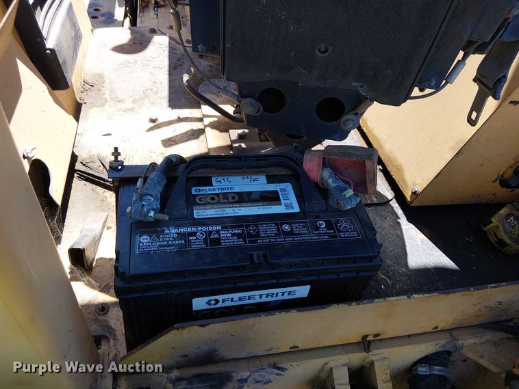 image for item EU2514 2006 John Deere 210LE landscape tractor