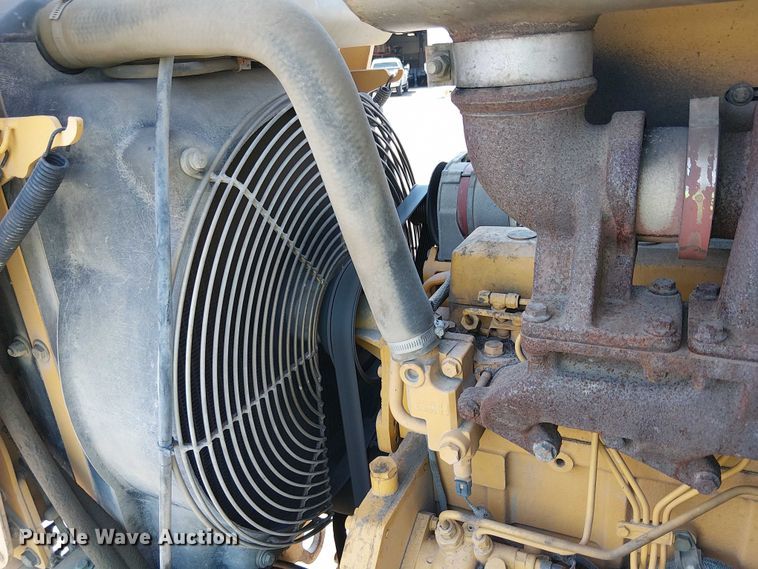 image for item EU2514 2006 John Deere 210LE landscape tractor