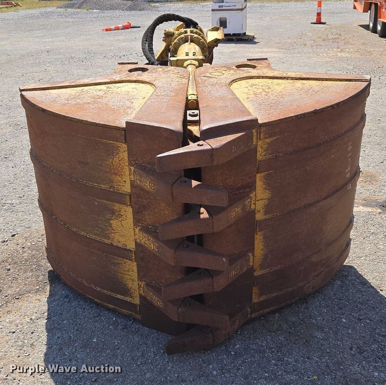 image for item EU3690 Caterpillar excavator bucket