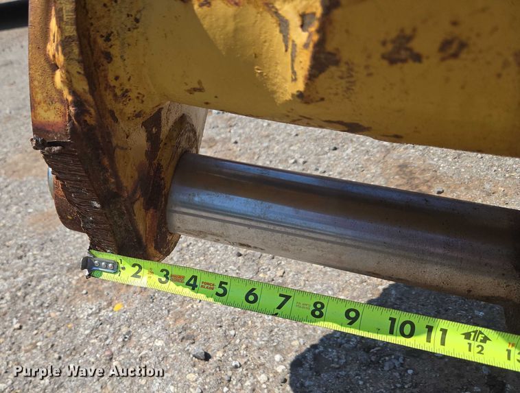 image for item EU3690 Caterpillar excavator bucket