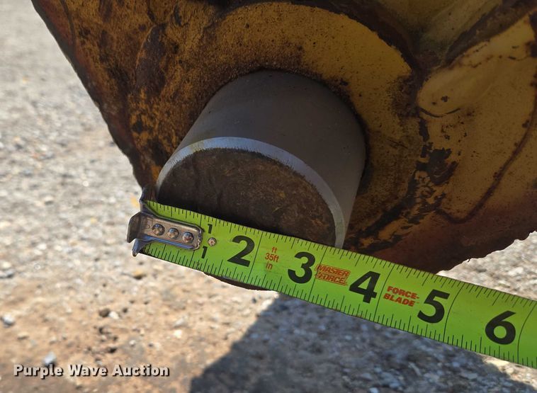 image for item EU3690 Caterpillar excavator bucket