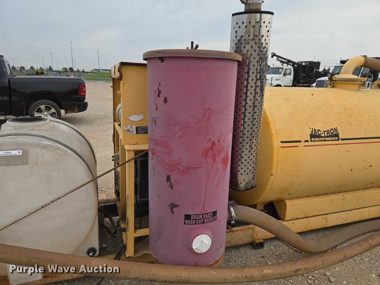 image for item EU3695 Vac-Tron PMD-800D vacuum excavator