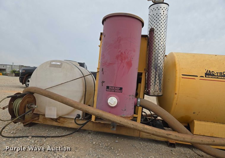 image for item EU3695 Vac-Tron PMD-800D vacuum excavator