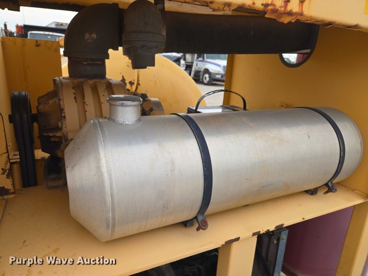 image for item EU3695 Vac-Tron PMD-800D vacuum excavator