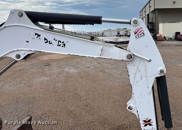 image for item EU4616 2015 Bobcat E32 mini excavator