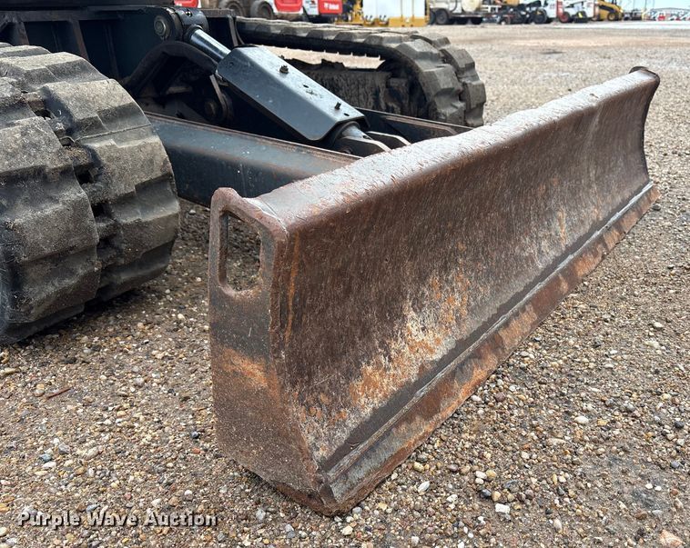 image for item EU4616 2015 Bobcat E32 mini excavator