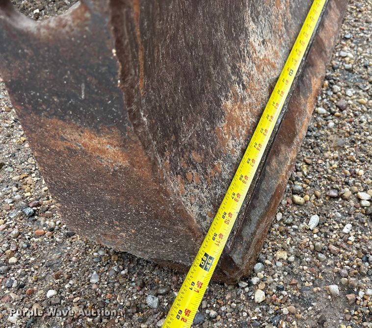 image for item EU4616 2015 Bobcat E32 mini excavator