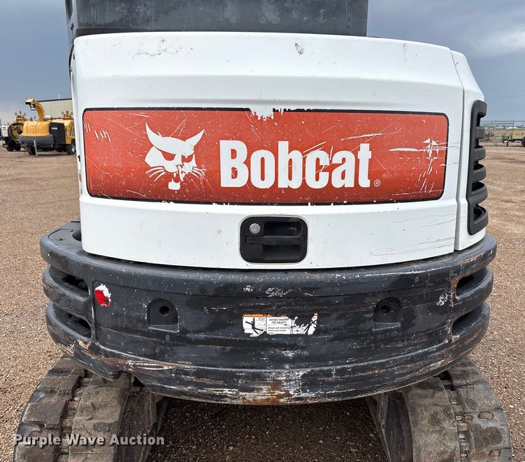 image for item EU4616 2015 Bobcat E32 mini excavator