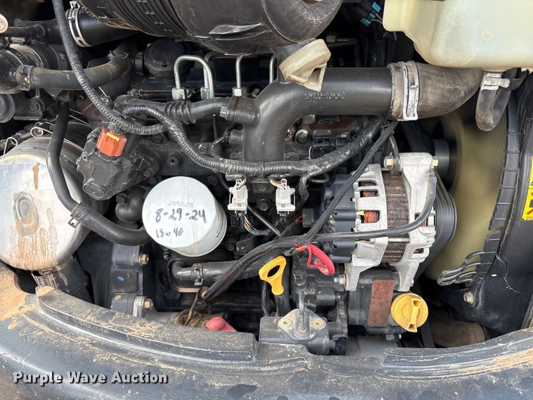 image for item EU4616 2015 Bobcat E32 mini excavator