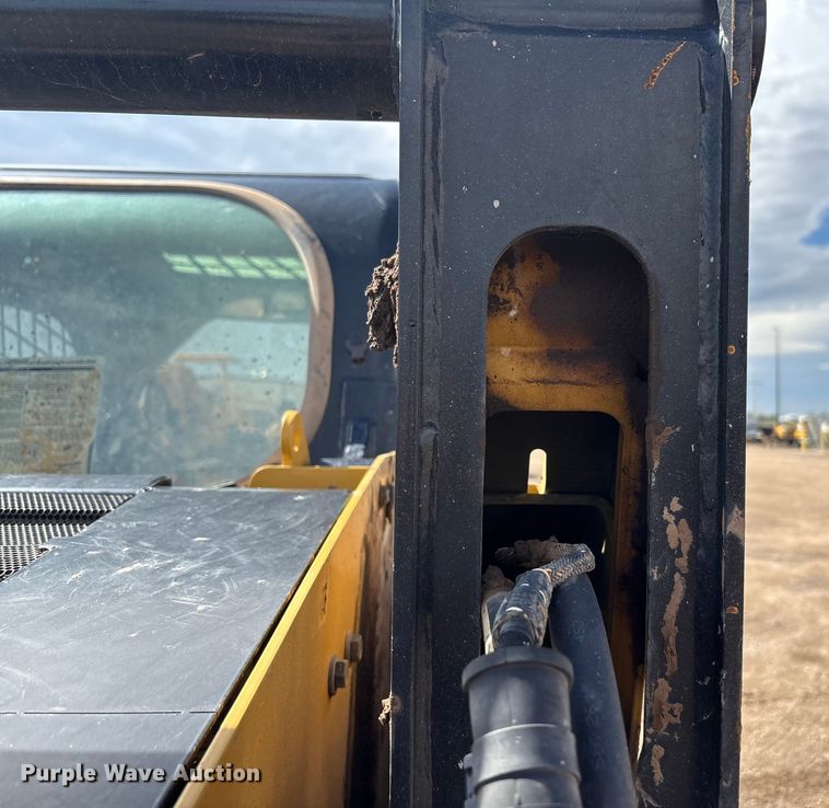 image for item EU4617 2019 Caterpillar 259D3 tracked skid steer loader