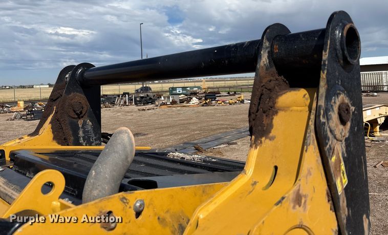 image for item EU4617 2019 Caterpillar 259D3 tracked skid steer loader