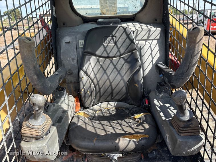 image for item EU4617 2019 Caterpillar 259D3 tracked skid steer loader