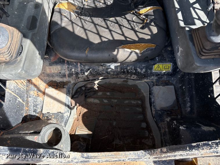 image for item EU4617 2019 Caterpillar 259D3 tracked skid steer loader