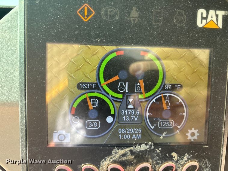 image for item EU4617 2019 Caterpillar 259D3 tracked skid steer loader