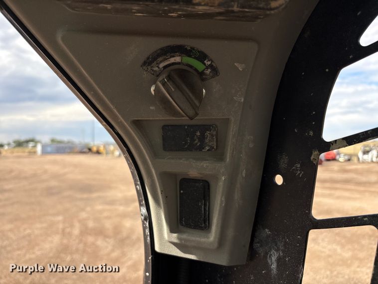 image for item EU4617 2019 Caterpillar 259D3 tracked skid steer loader