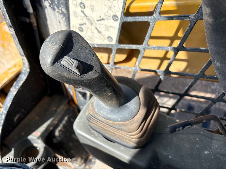 image for item EU4617 2019 Caterpillar 259D3 tracked skid steer loader