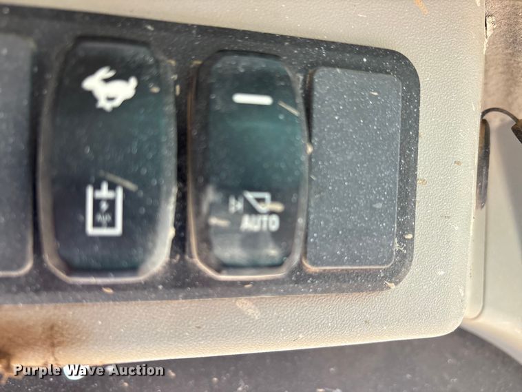 image for item EU4617 2019 Caterpillar 259D3 tracked skid steer loader