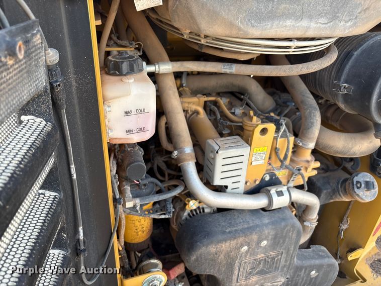 image for item EU4617 2019 Caterpillar 259D3 tracked skid steer loader