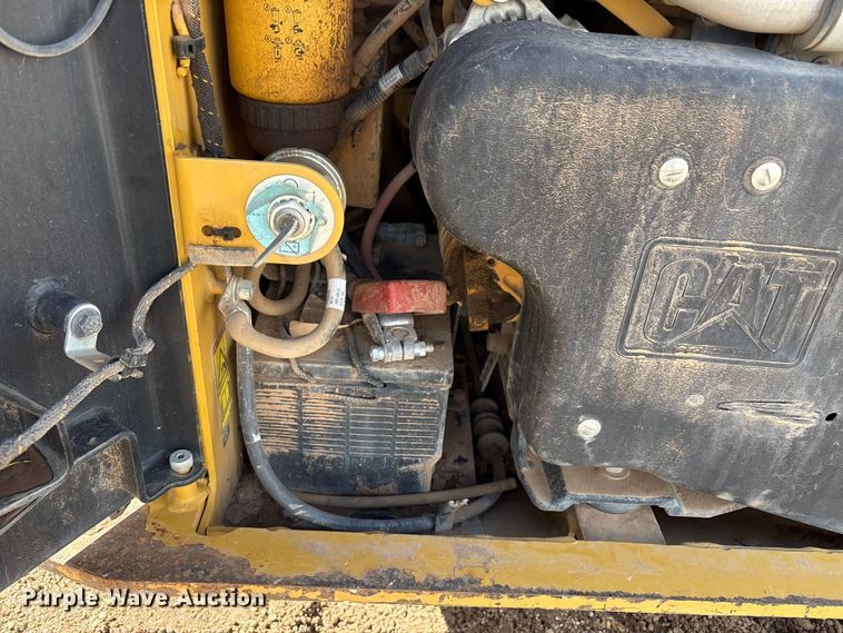 image for item EU4617 2019 Caterpillar 259D3 tracked skid steer loader