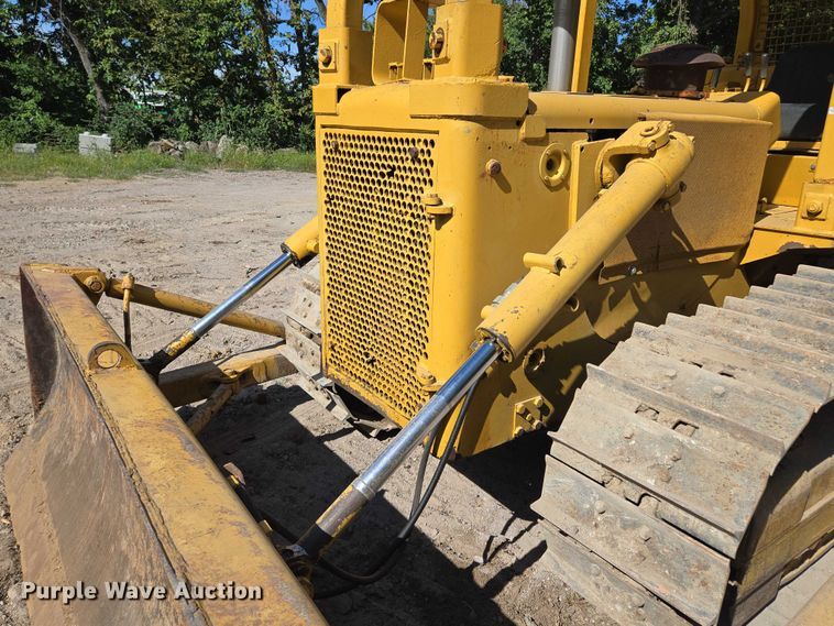image for item EV1698 1982 Dresser TD15C dozer