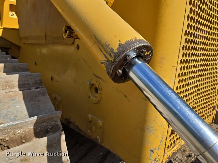 image for item EV1698 1982 Dresser TD15C dozer