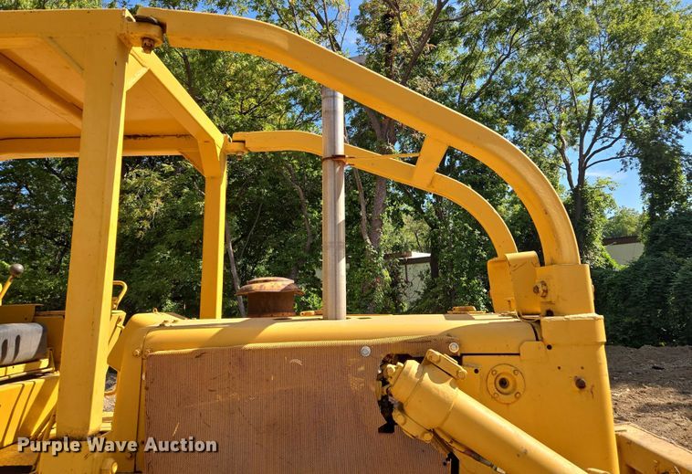 image for item EV1698 1982 Dresser TD15C dozer