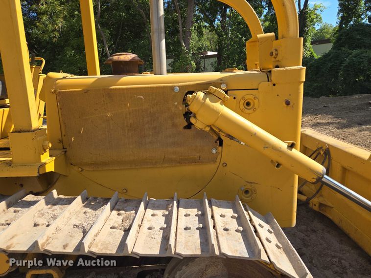 image for item EV1698 1982 Dresser TD15C dozer