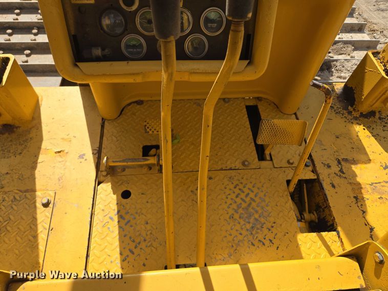 image for item EV1698 1982 Dresser TD15C dozer