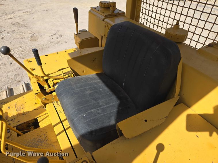 image for item EV1698 1982 Dresser TD15C dozer
