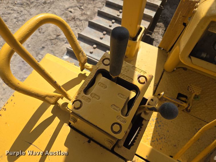 image for item EV1698 1982 Dresser TD15C dozer